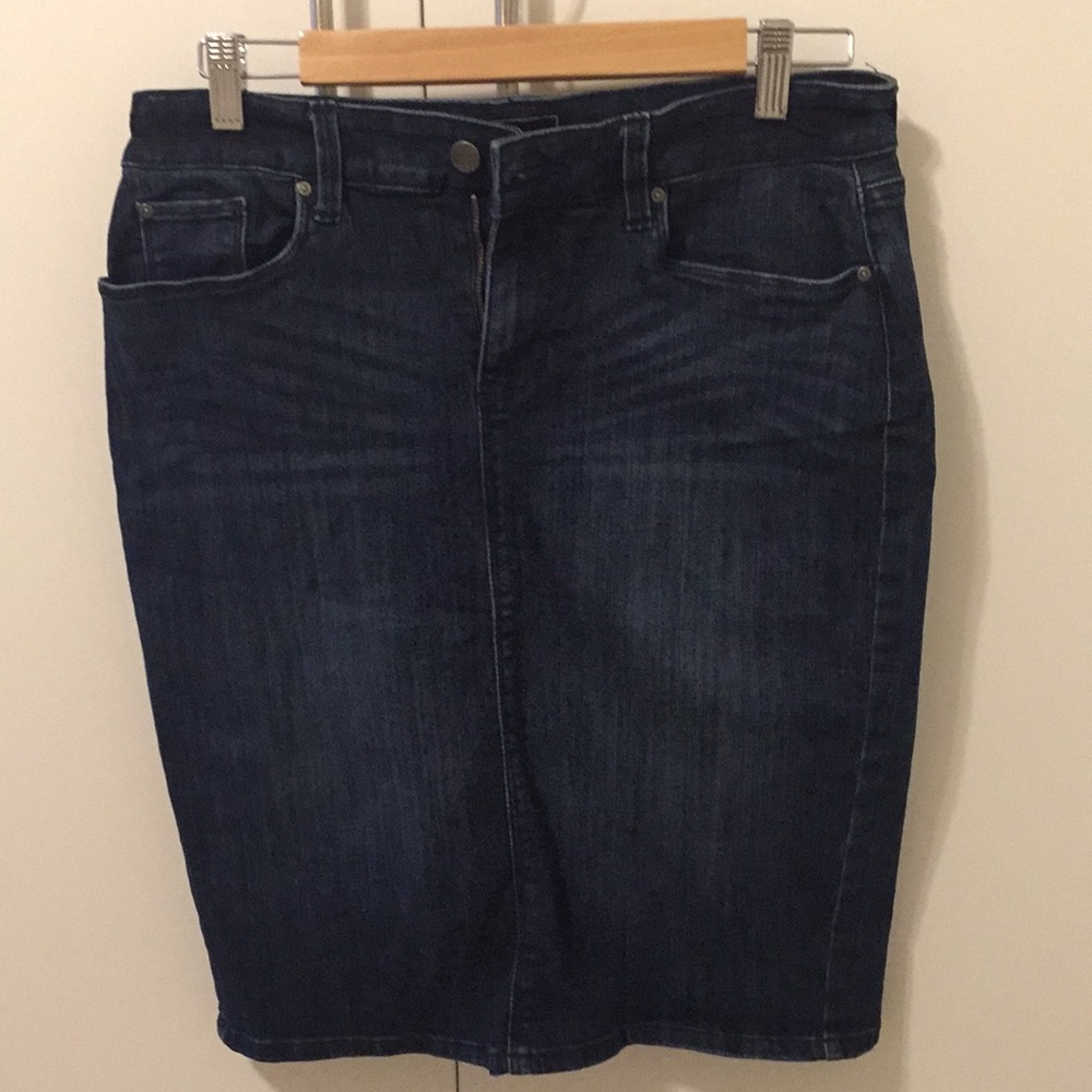 GAP denim pencil skirt